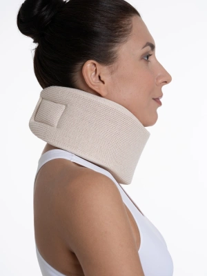 ВОРОТНИК КОМФ-ОРТ ОРТОПЕДИЧЕСКИЙ МЯГКИЙ ЧЕРНЫЙ К 80-05 11СМ фото в интернет-аптеке Склад Лекарств